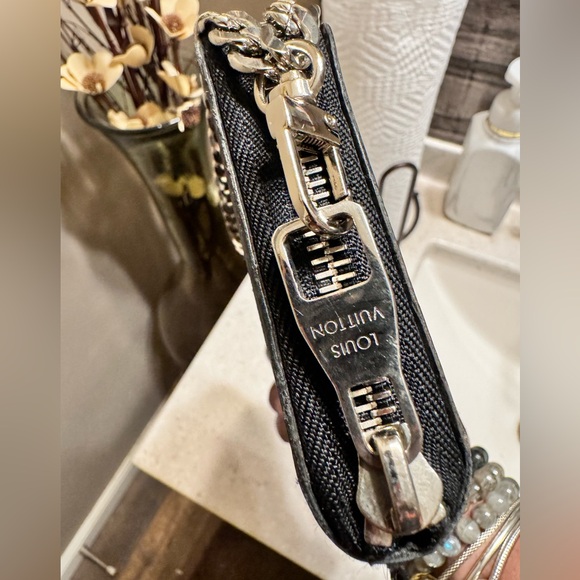 Louis Vuitton Graphite Long Zip Wallet w/ wristlet - Picture 12 of 14